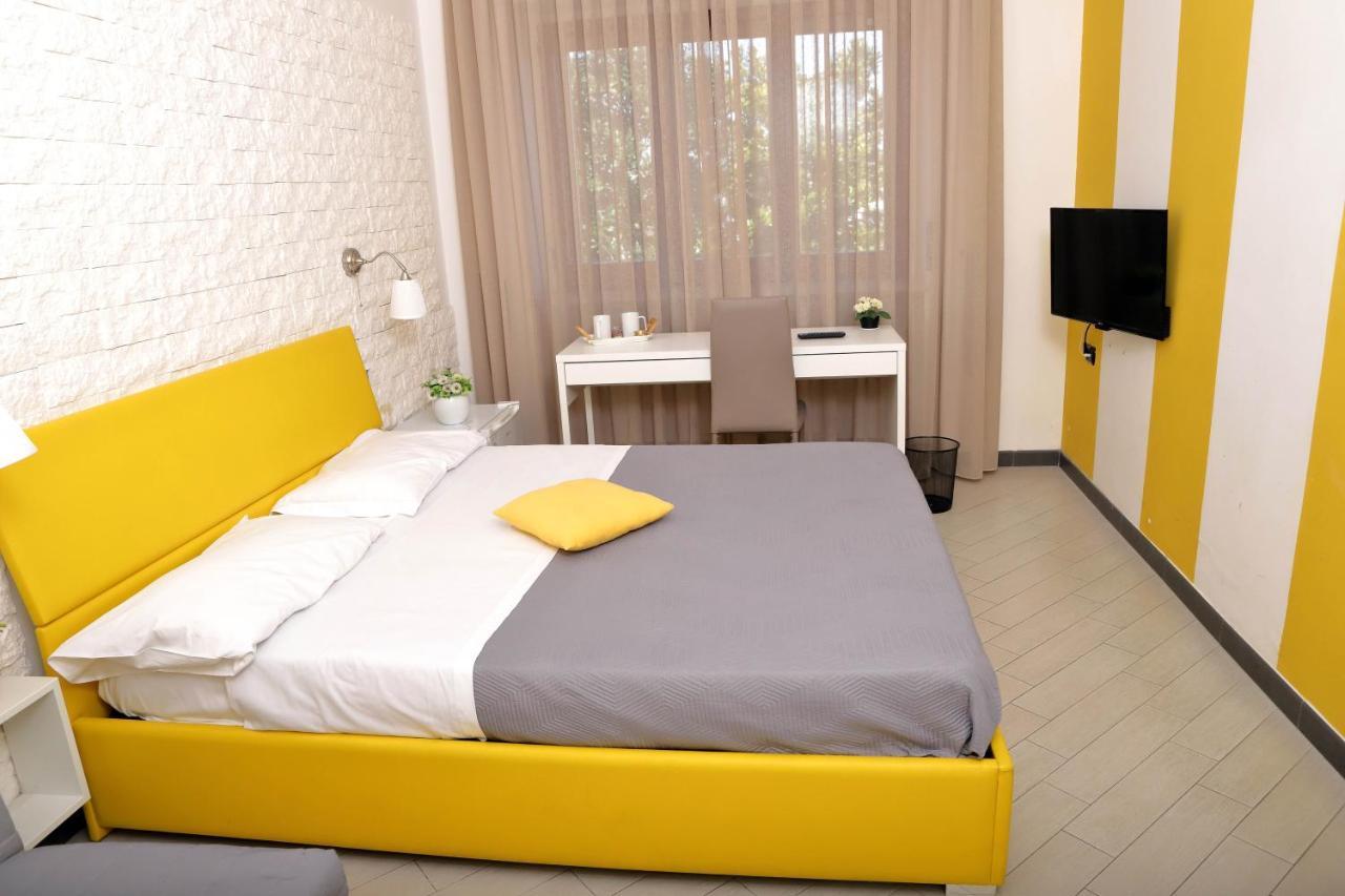 Guest House Le Tre Isole Сорренто Экстерьер фото
